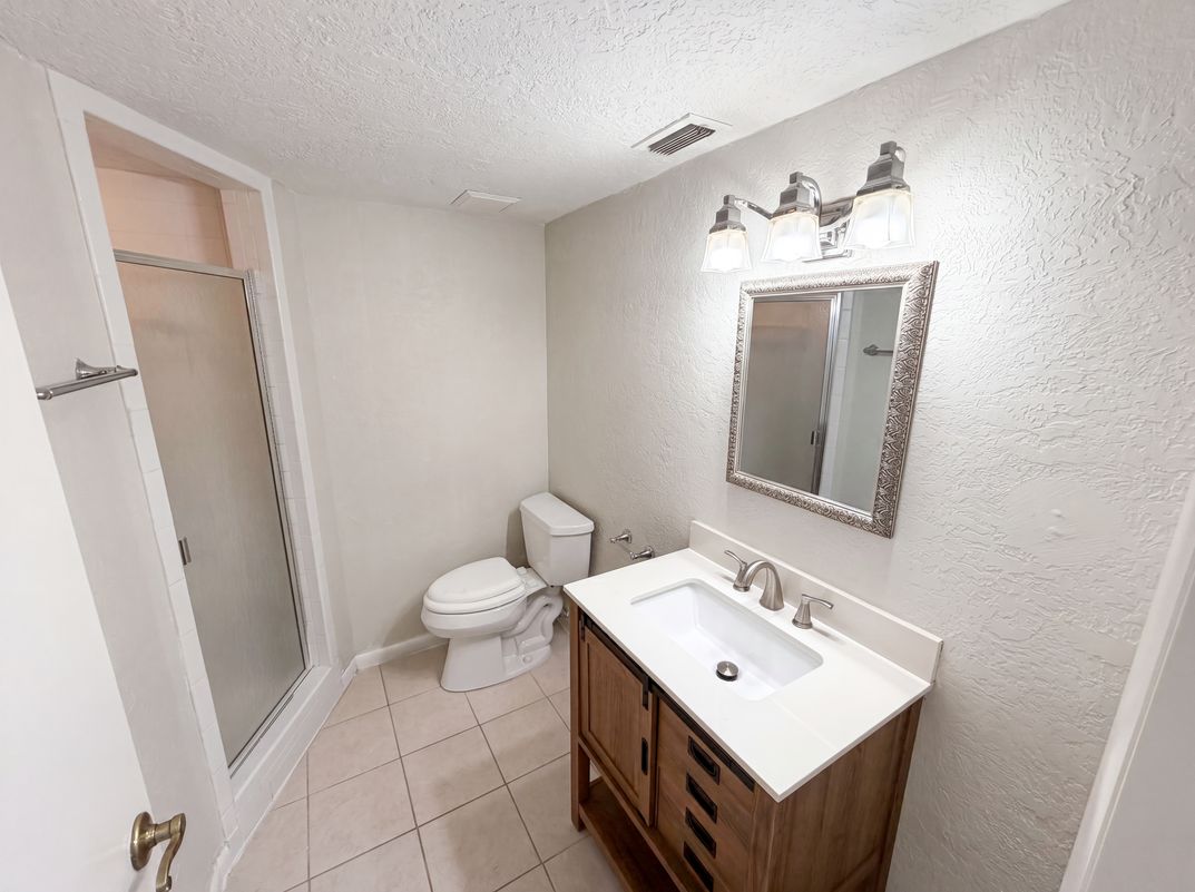 Photo 16 of 24 of 8 Bumelia Ct, Homosassa, FL