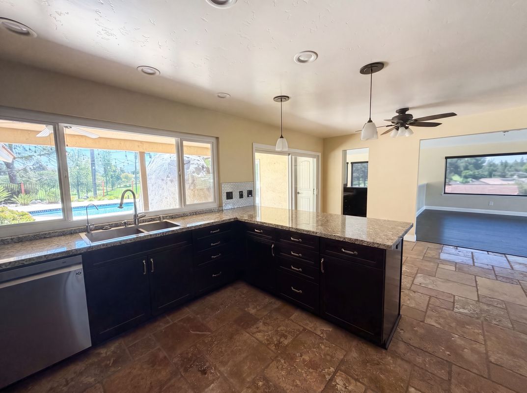 Photo 9 of 24 of 17883 Sintonte Dr, San Diego, CA