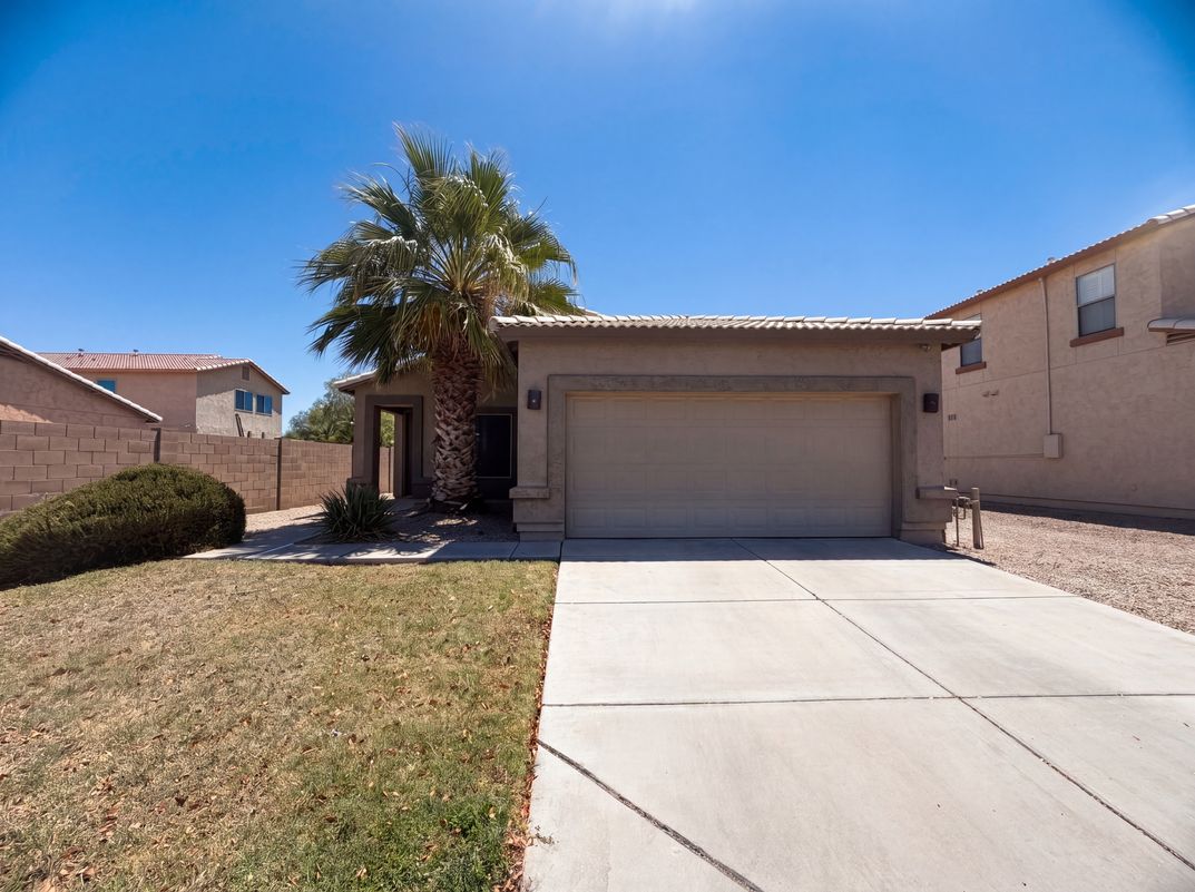 Property photo 1 of 28783 N Sedona Pl