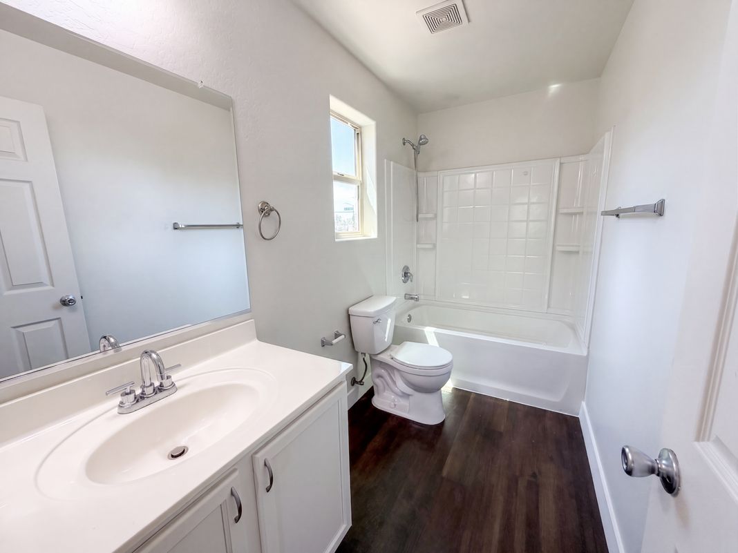Photo 19 of 36 of 11036 W College Dr, Phoenix, AZ