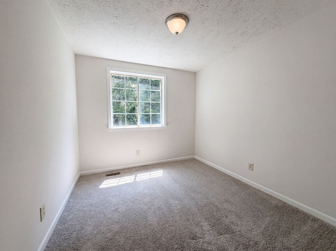 Photo 9 of 19 of 207 Seneca Forest Ct, Nashville, TN