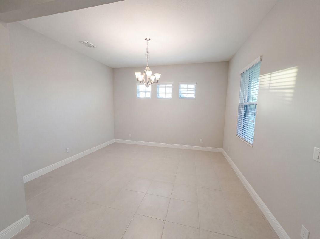 Photo 7 of 56 of 11277 Rustic Timber Loop, San Antonio, FL