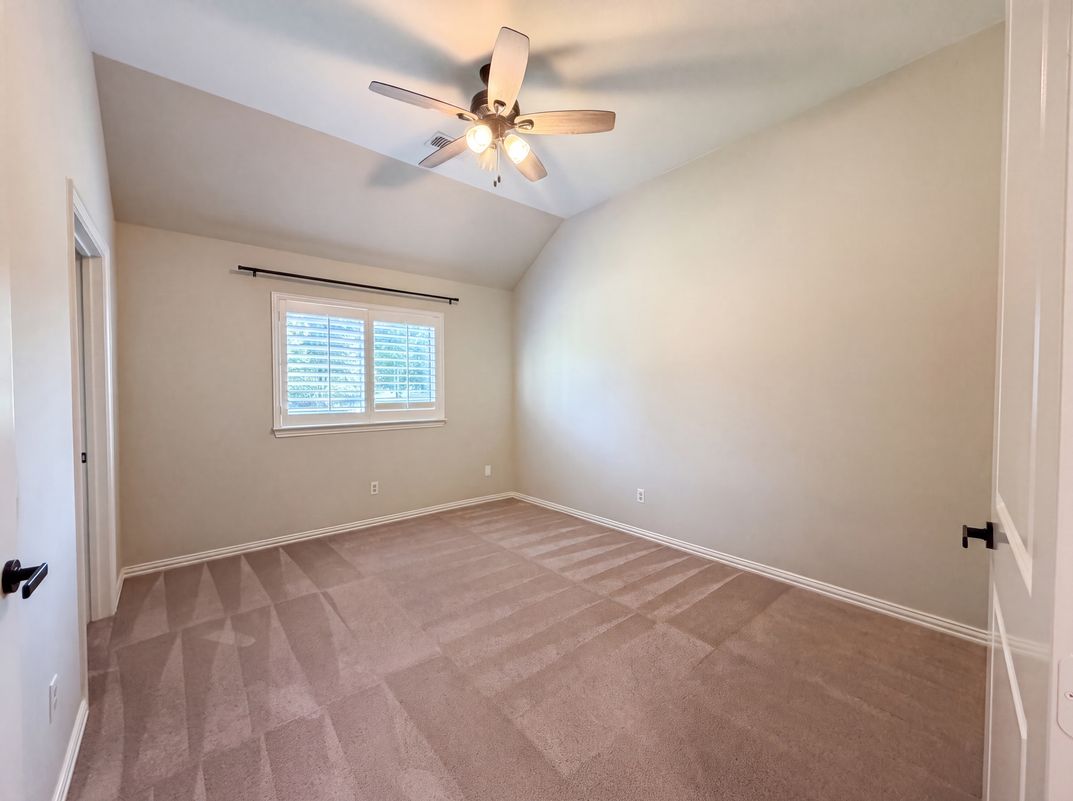 Photo 10 of 25 of 6530 Swallow Ct, McKinney, TX
