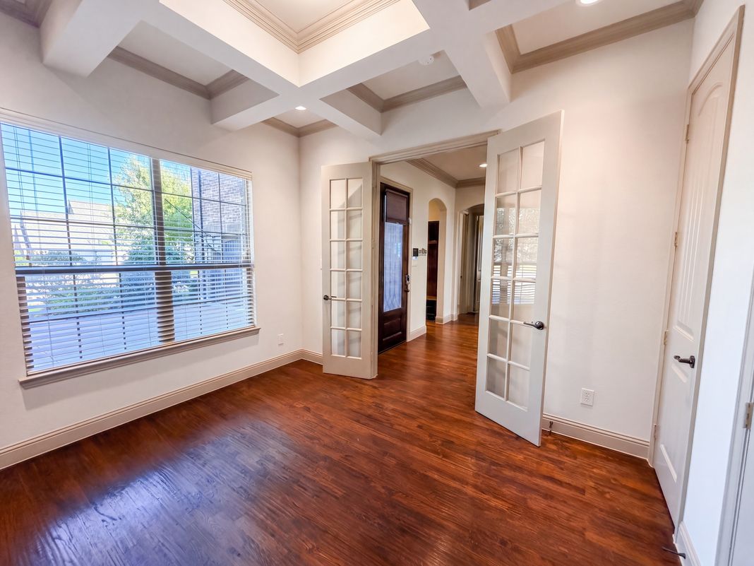 Photo 9 of 32 of 1502 Northwood Dr, Wylie, TX