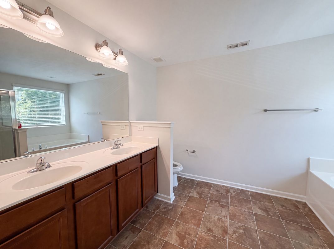 Photo 11 of 18 of 5837 McDowell Run Dr, Huntersville, NC