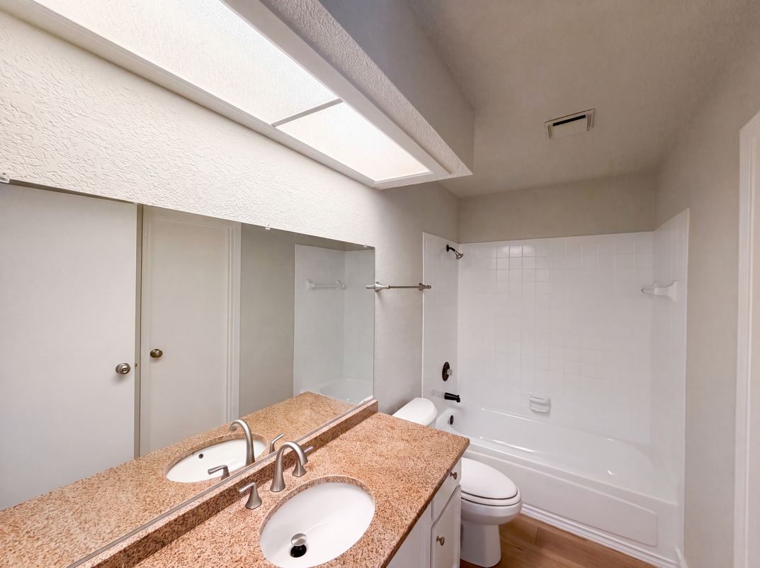 Photo 14 of 20 of 3610 Clearview Dr, Corinth, TX