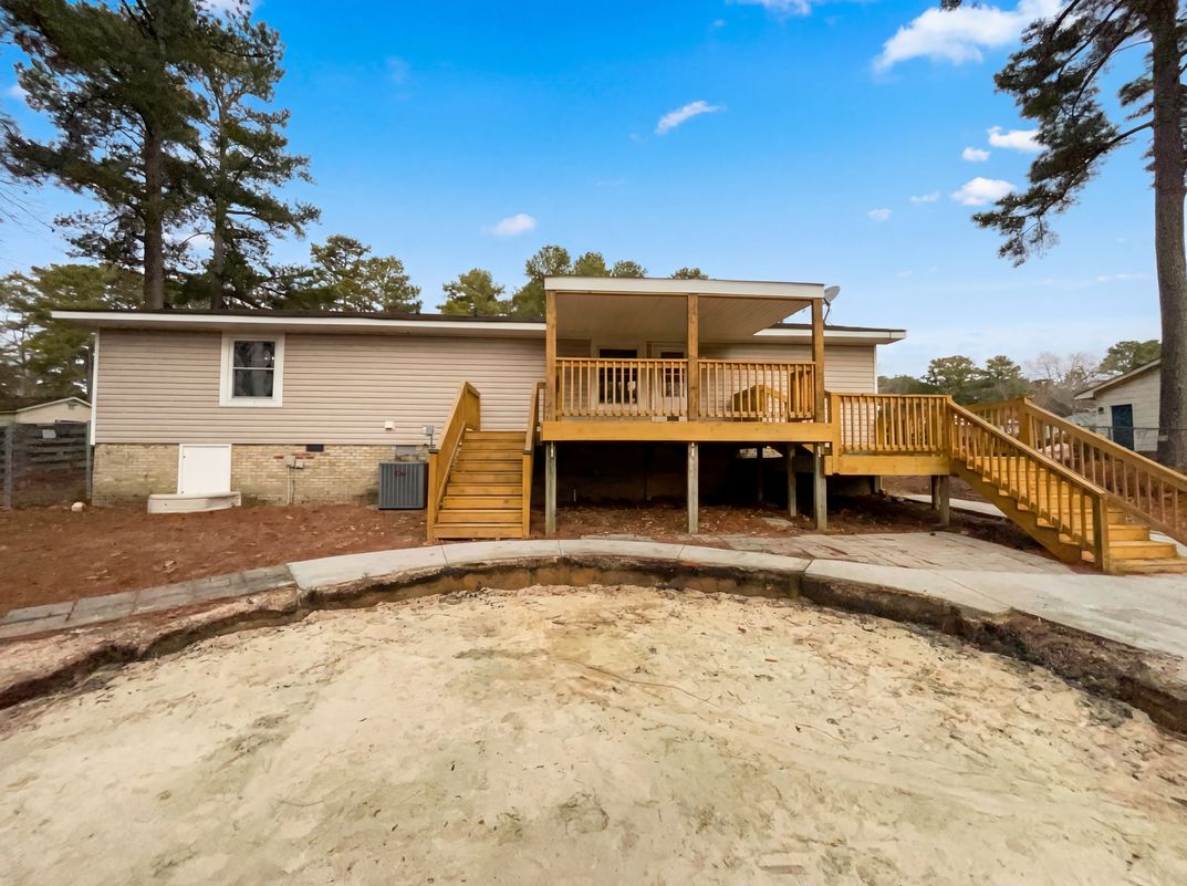 Photo 5 of 16 of 1004 Vesper Ln, Fayetteville, NC