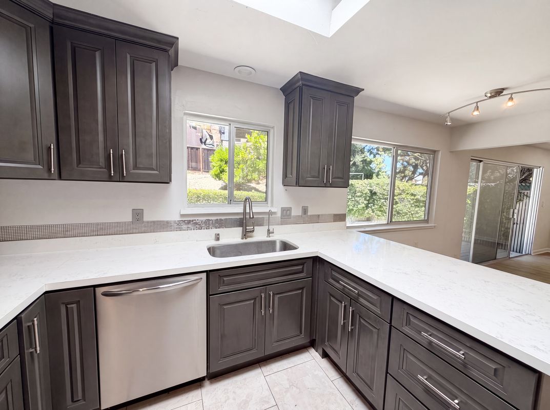 Photo 9 of 36 of 612 Tahos Rd, Orinda, CA