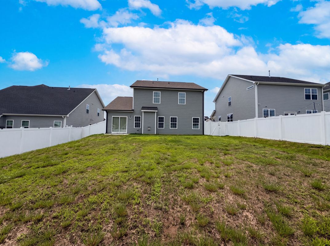 Photo 35 of 37 of 7463 Buckview Ct, Kernersville, NC