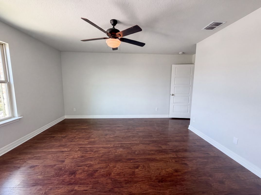 Photo 15 of 24 of 3513 Nuhn Way, New Braunfels, TX