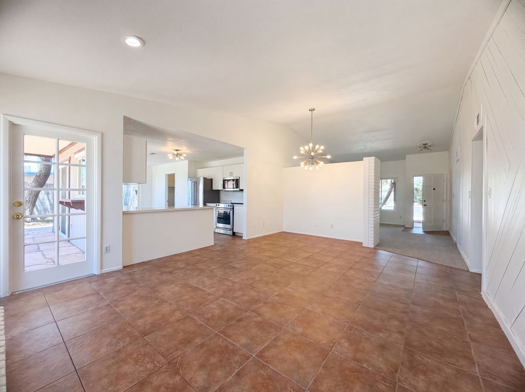Photo 7 of 17 of 1307 W Alamo Dr, Chandler, AZ