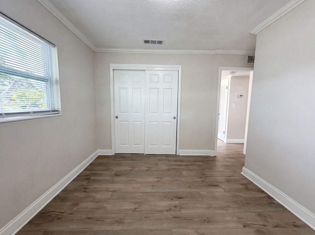 Photo 13 of 23 of 5306 3rd St W, Bradenton, FL