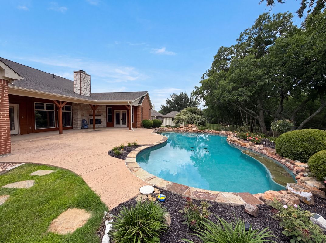 Photo 25 of 33 of 1908 Fairway Ln, Royse City, TX