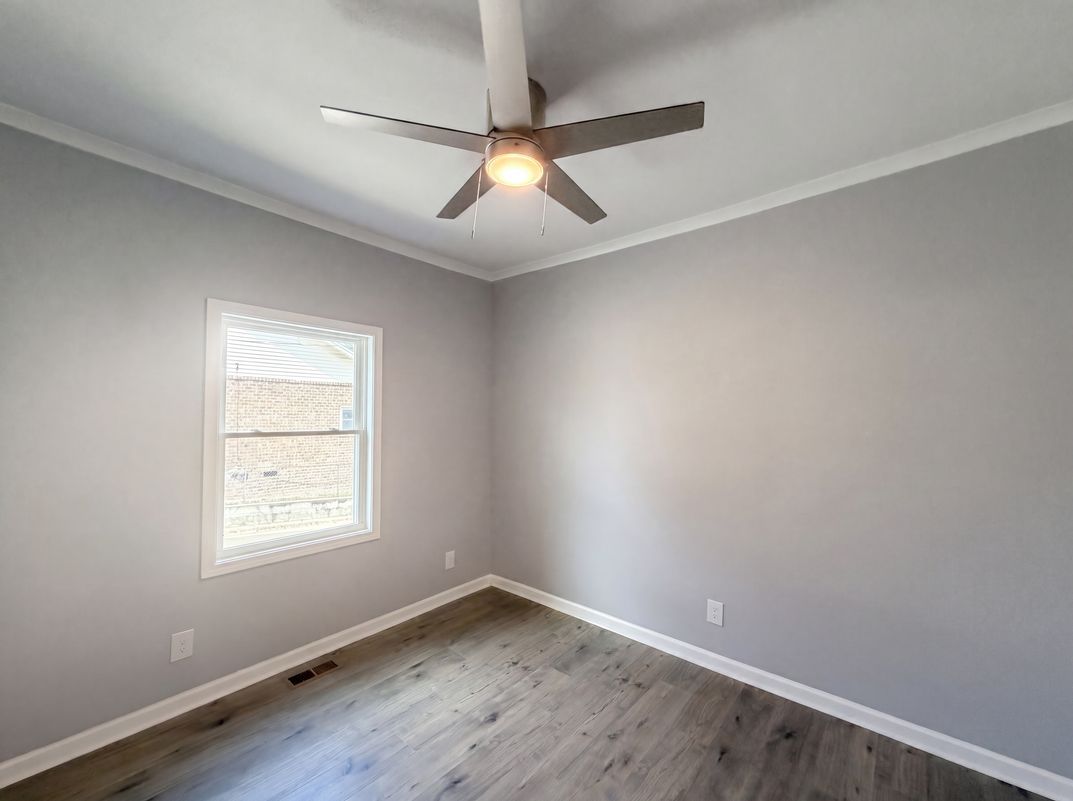Photo 11 of 16 of 1501 S Roxboro St, Durham, NC