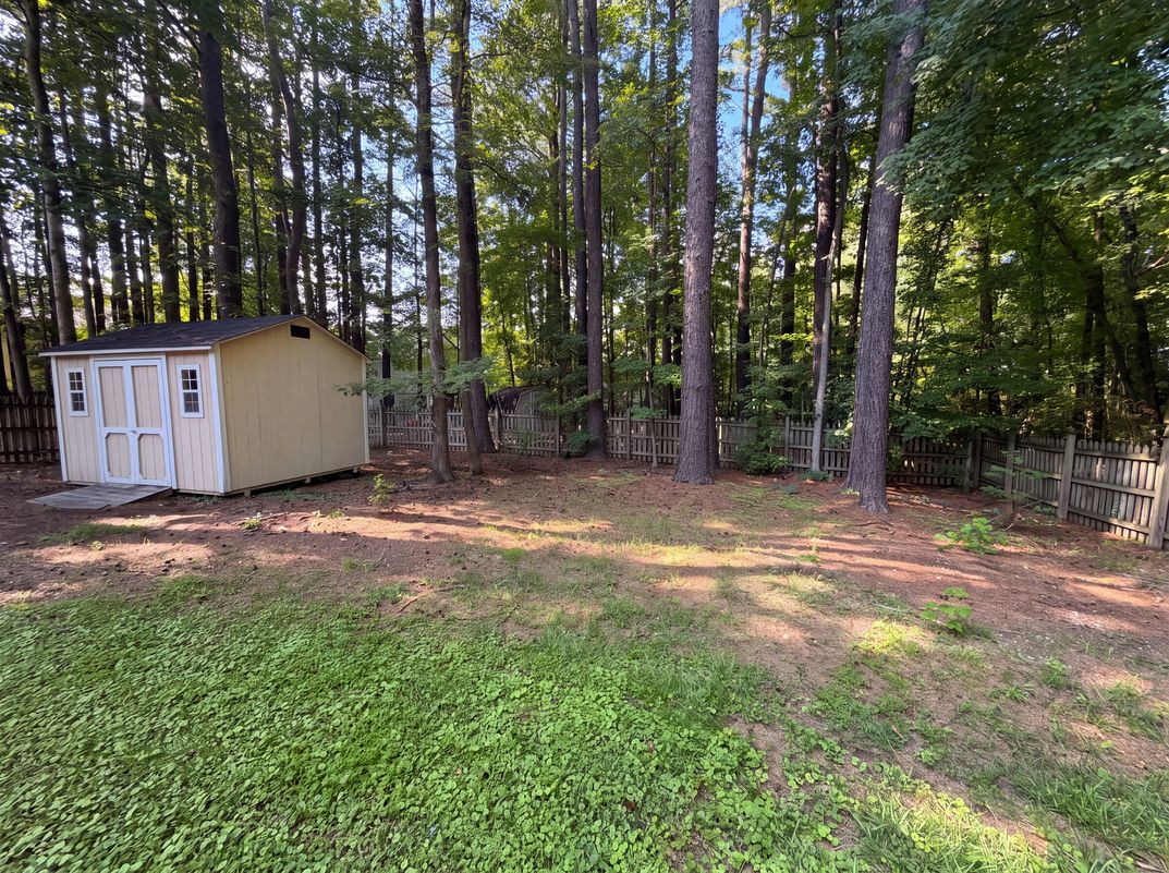 Photo 15 of 18 of 513 Saint Croix Dr, Holly Springs, NC