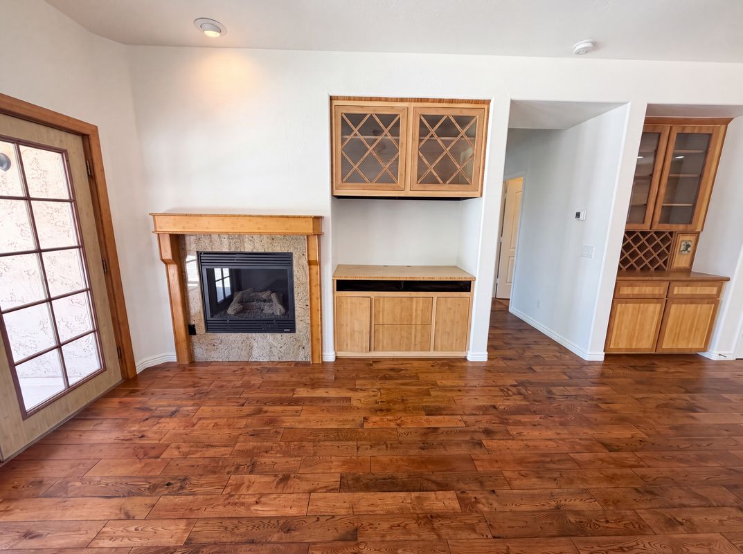 Photo 3 of 22 of 27348 N 90th Ln, Peoria, AZ