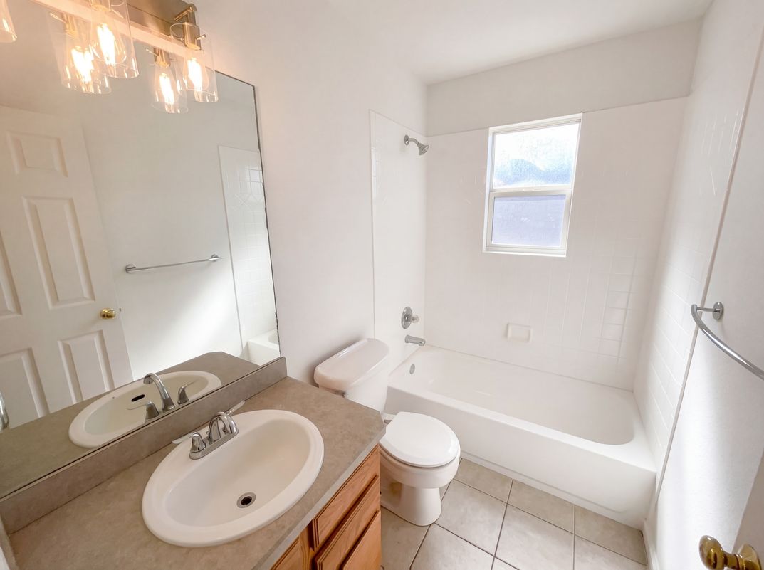 Photo 14 of 20 of 9686 Fairwood St, Littleton, CO