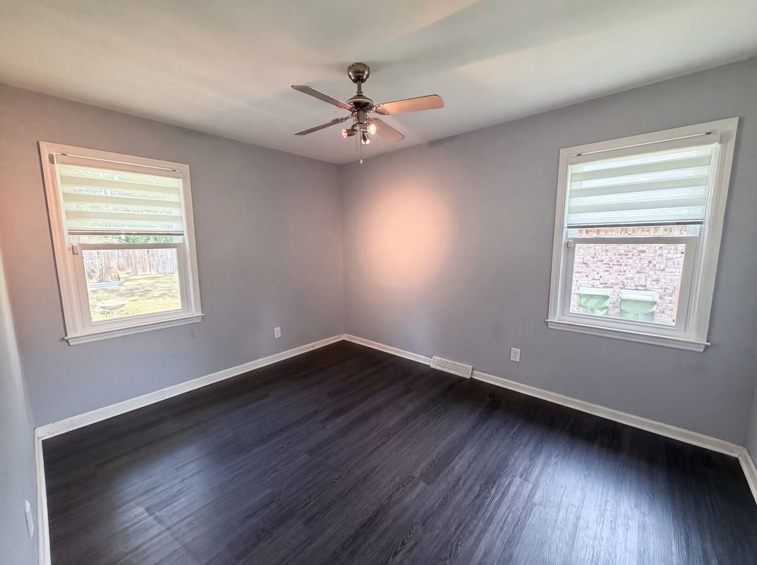 Photo 10 of 20 of 189 Tall Pines Rd, Ladson, SC