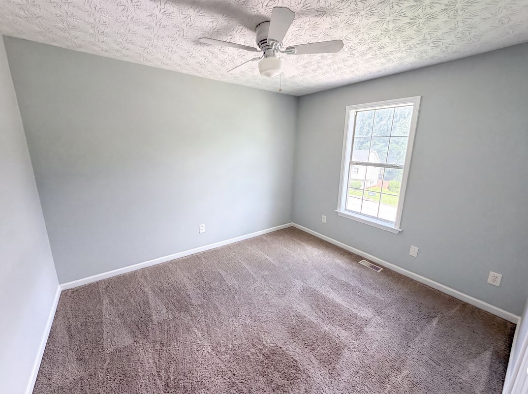 Photo 8 of 23 of 59 Paradise Cir, Douglasville, GA