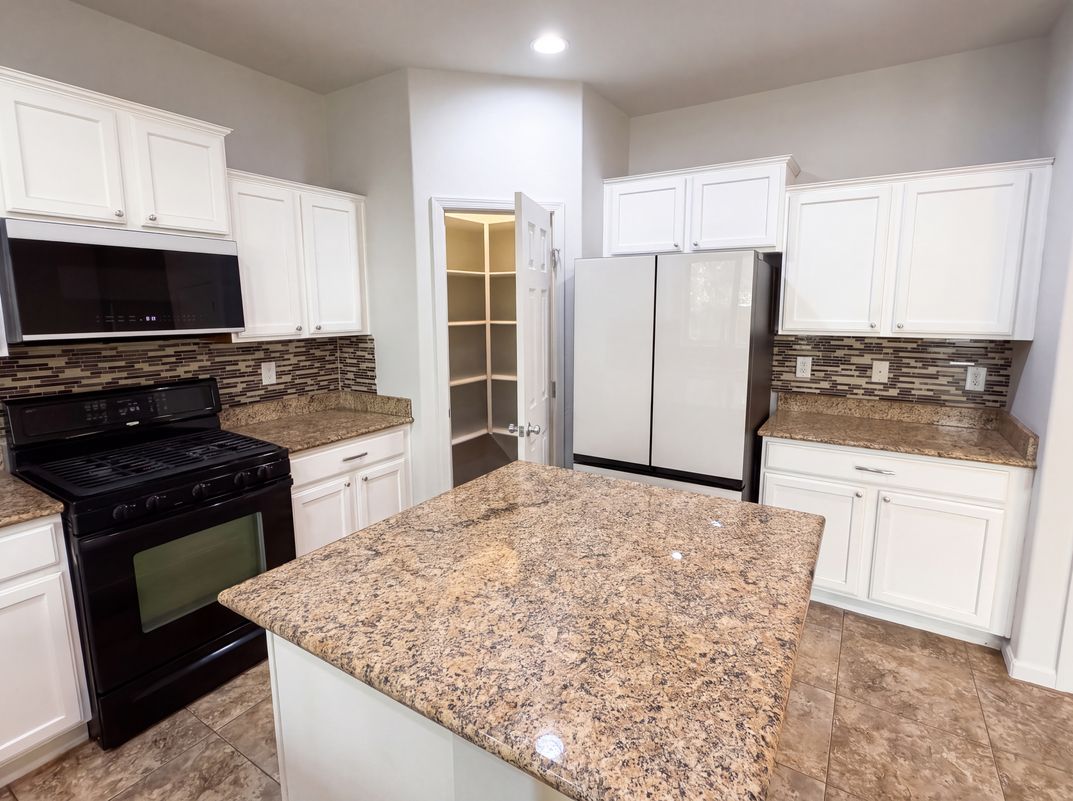 Photo 11 of 40 of 5417 W Parsons Rd, Phoenix, AZ