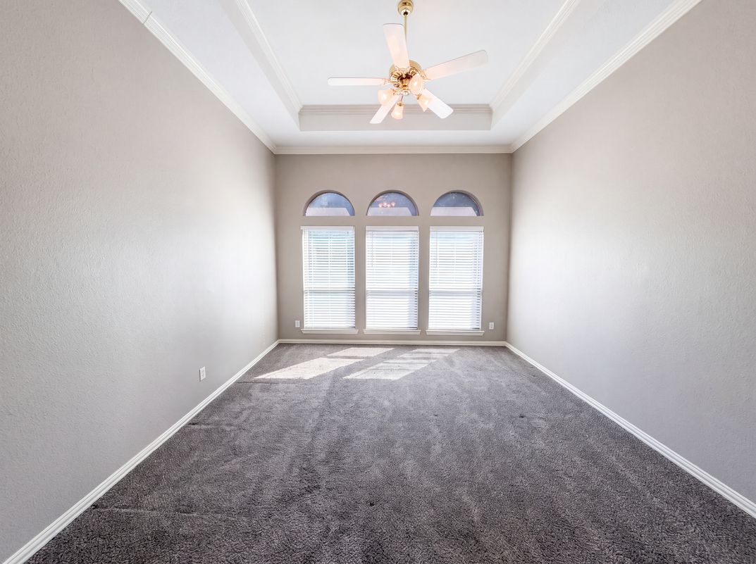 Photo 14 of 24 of 2404 Royal Birkdale Dr, Plano, TX
