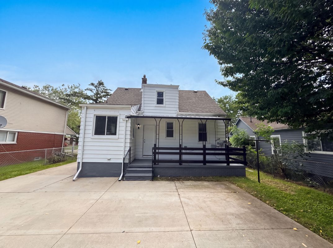 Photo 5 of 20 of 6455 Norborne Ave, Dearborn Heights, MI