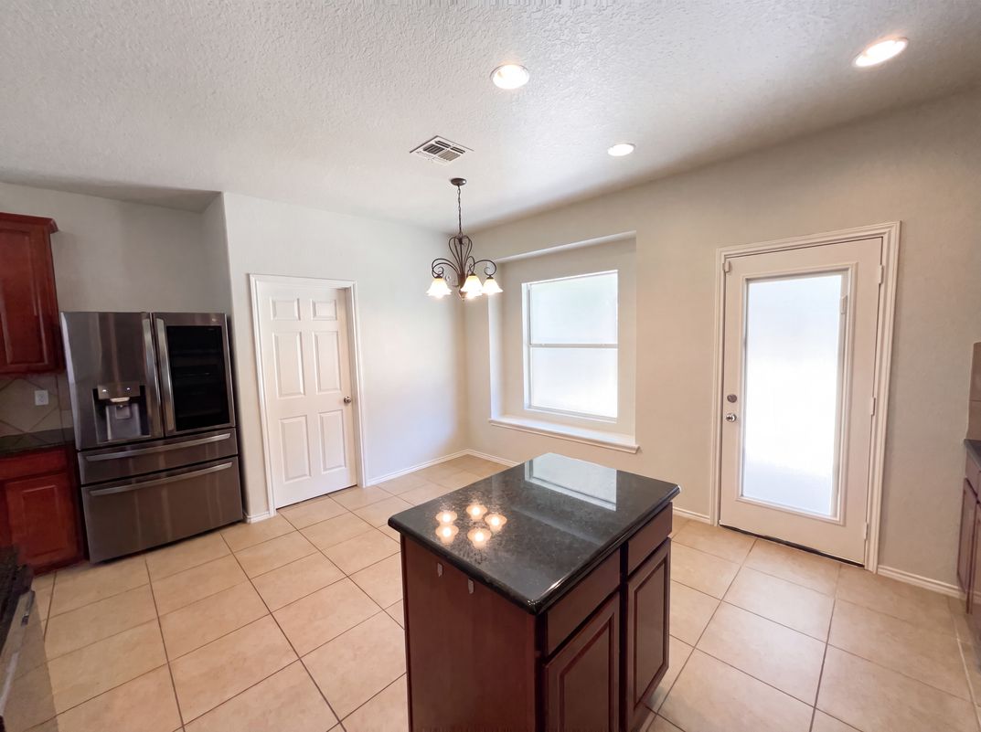 Photo 7 of 19 of 26210 Presidio Mesa, Boerne, TX