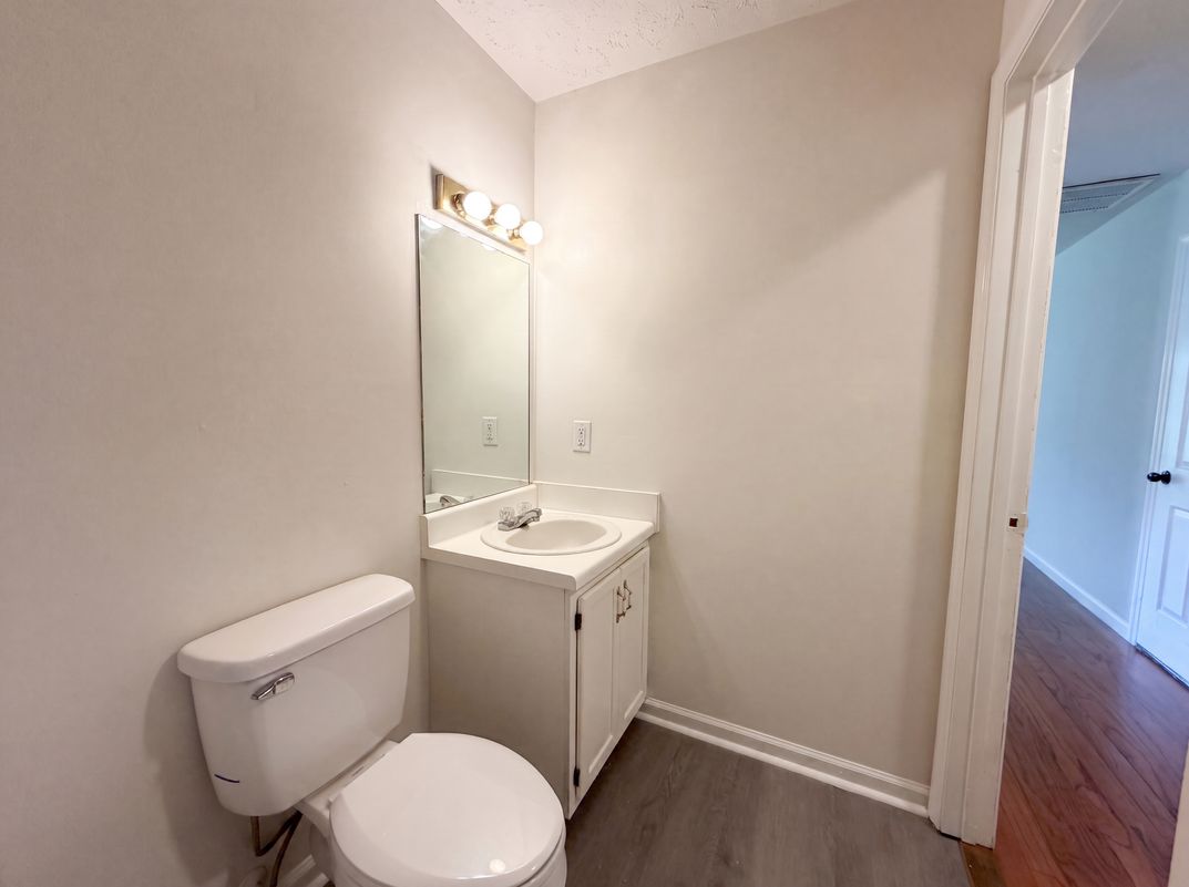 Photo 10 of 20 of 499 Holland Ridge Dr, La Vergne, TN