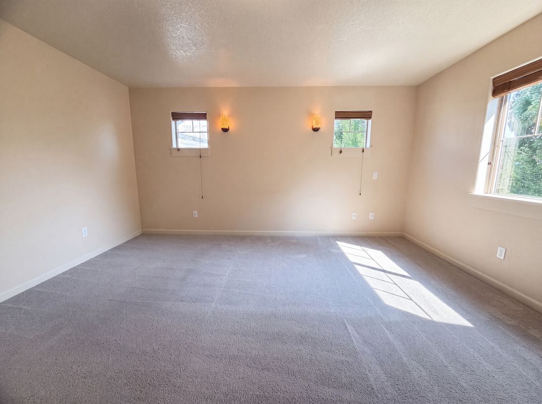 Photo 13 of 19 of 2817 SE Condor Ave, Gresham, OR