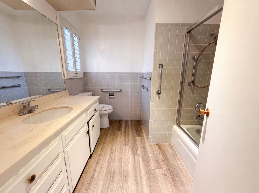 Photo 18 of 22 of 601 Palomar Dr, Hemet, CA