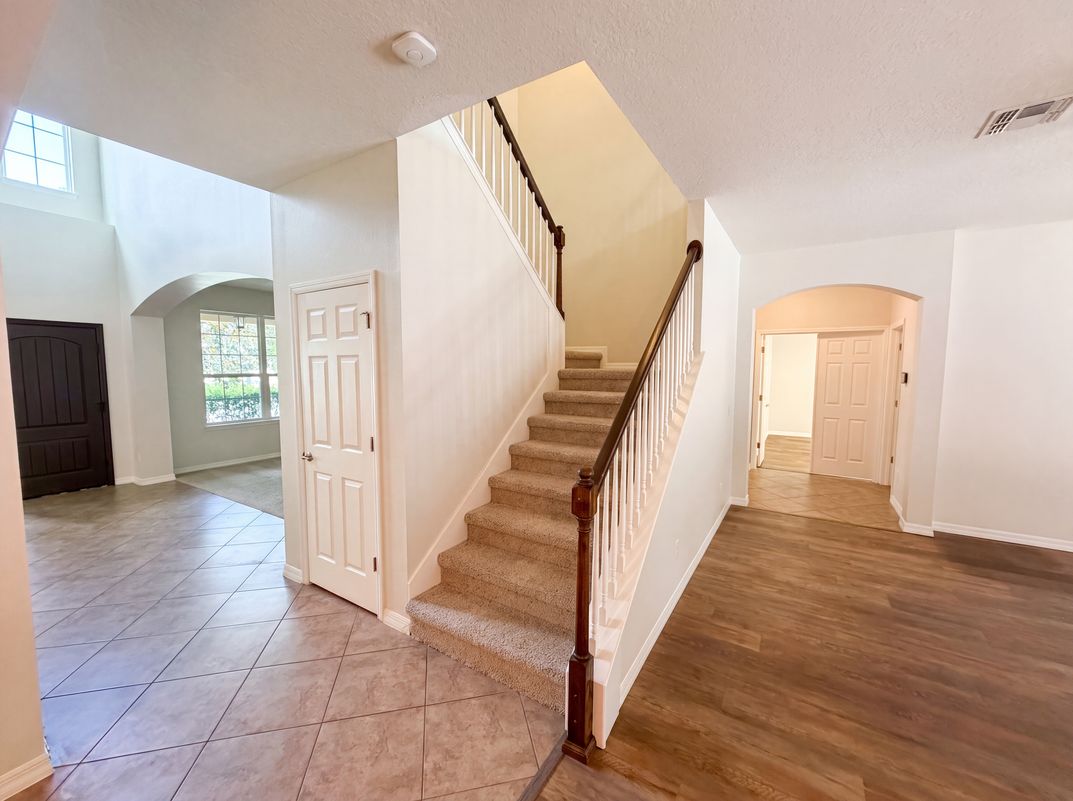 Photo 6 of 46 of 280 Chandler Cir, Oviedo, FL