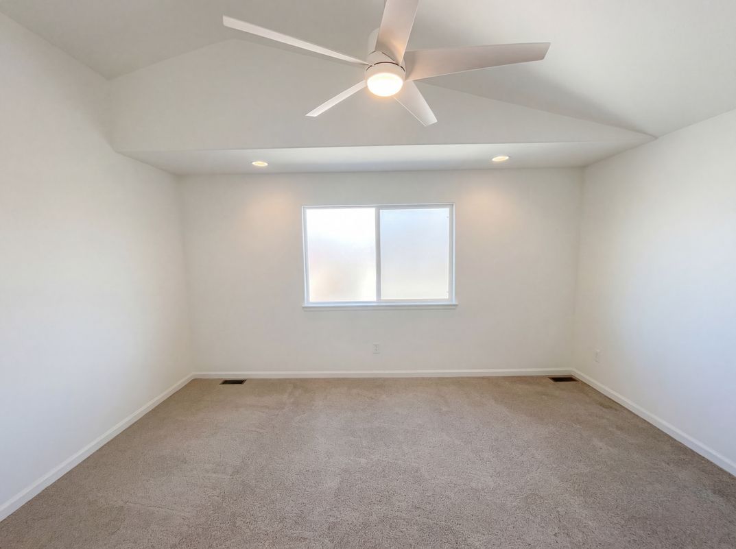 Photo 9 of 20 of 9686 Fairwood St, Littleton, CO