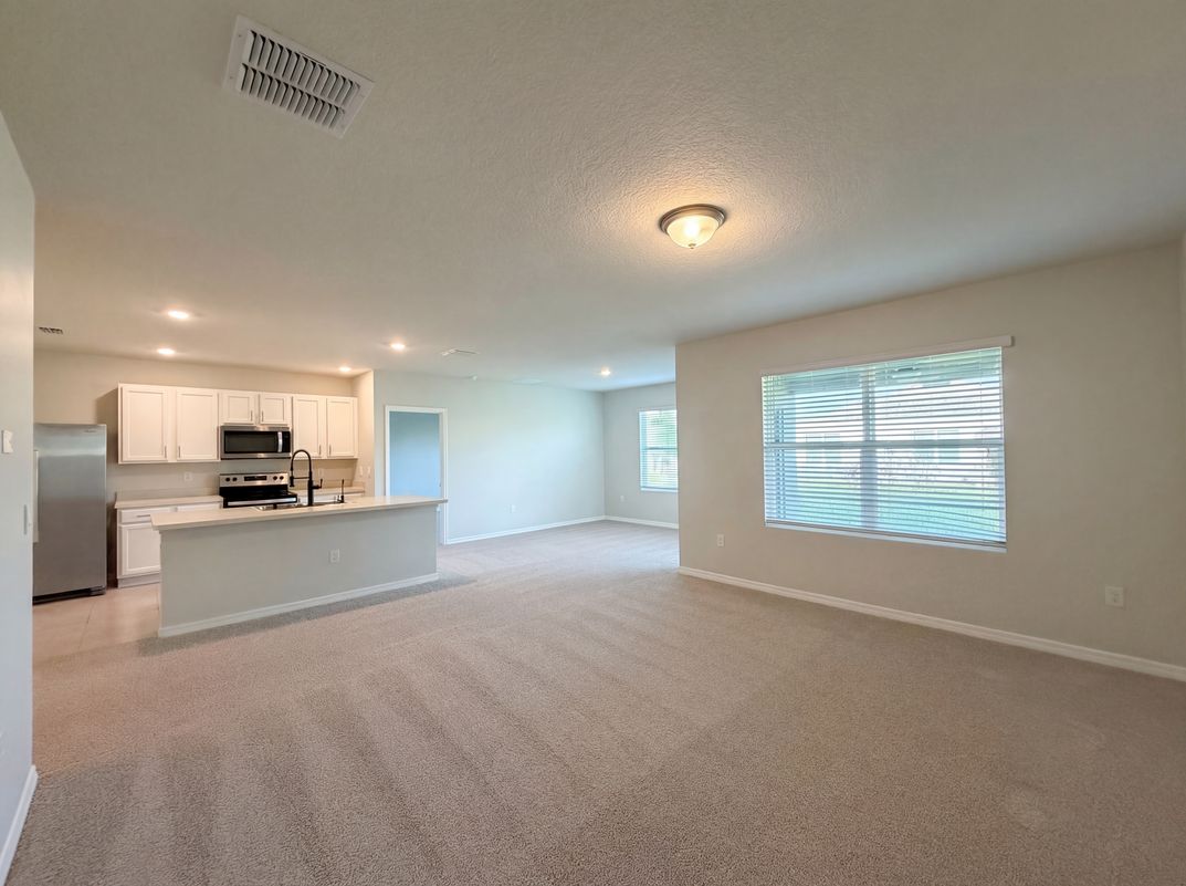 Photo 12 of 21 of 1818 Irby Ct, Tavares, FL