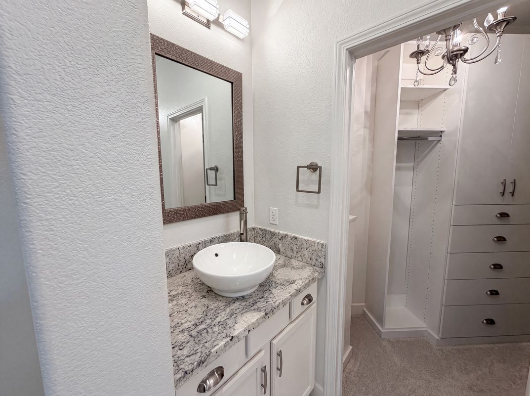 Photo 18 of 28 of 4920 Ocean Ln, Elk Grove, CA