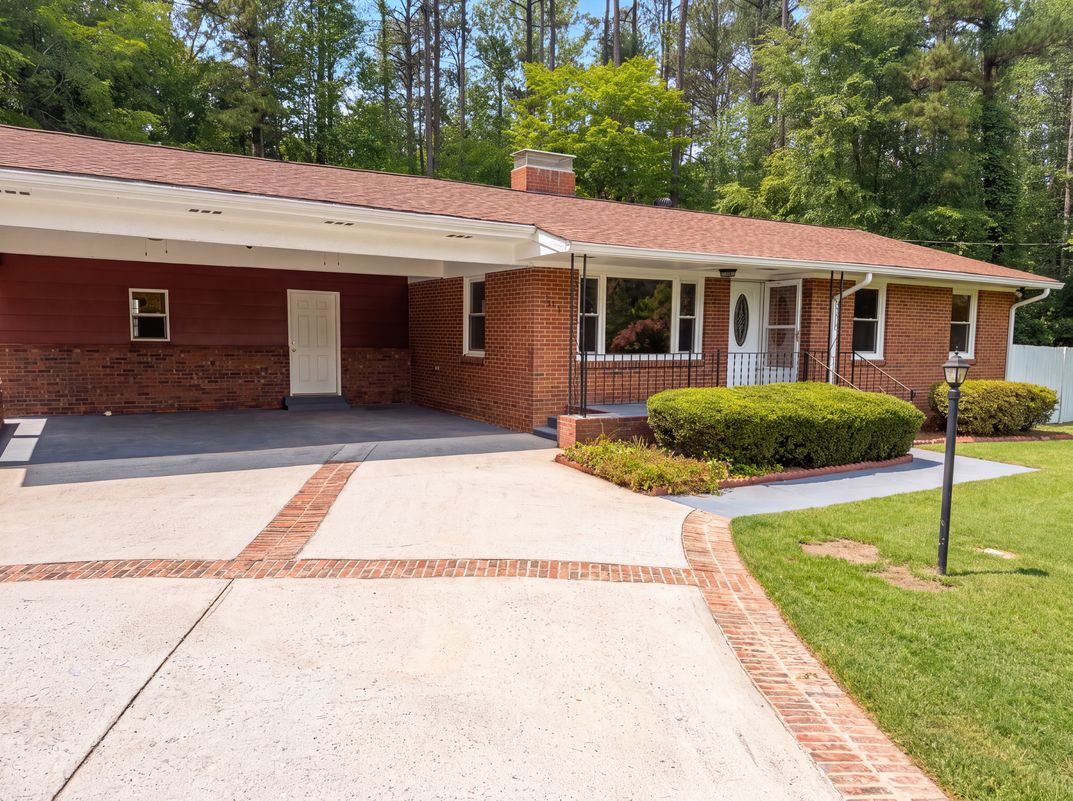 Photo 13 of 17 of 500 Sunnybrook Rd, Raleigh, NC