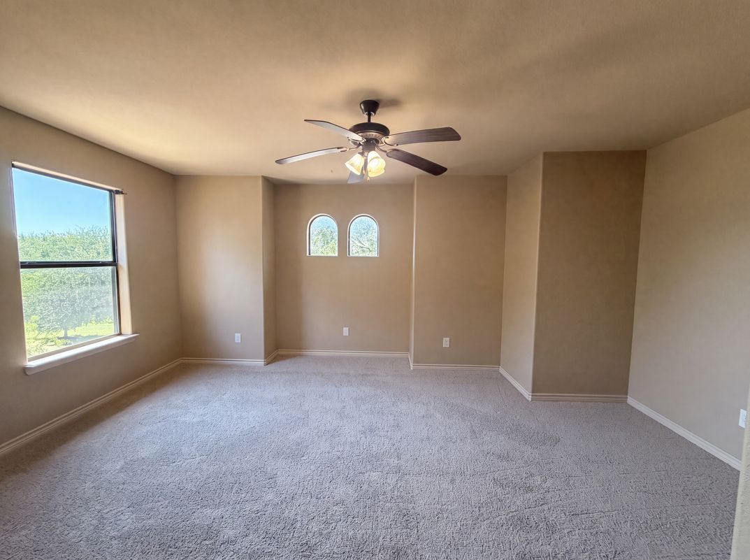 Photo 12 of 20 of 1305 Rocky Ridge Trl, Harker Heights, TX