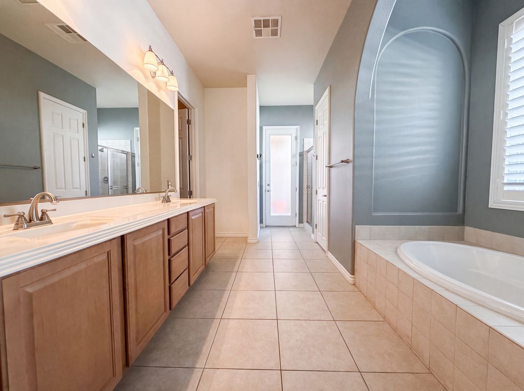 Photo 21 of 27 of 7937 Base Camp Ave, Las Vegas, NV
