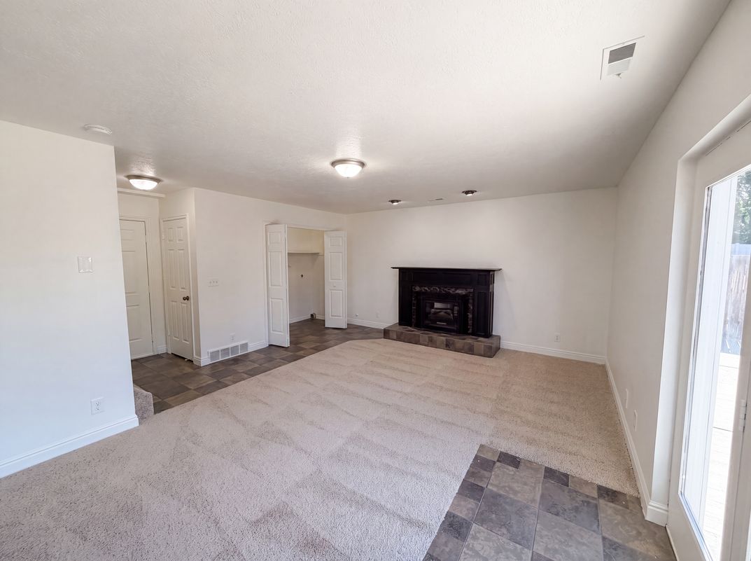 Photo 9 of 24 of 532 W 860 S, Tremonton, UT