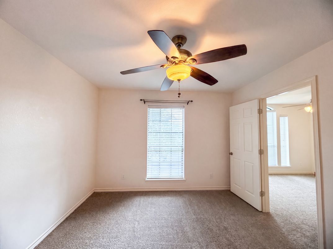 Photo 13 of 25 of 14925 Beal Dr, Corpus Christi, TX