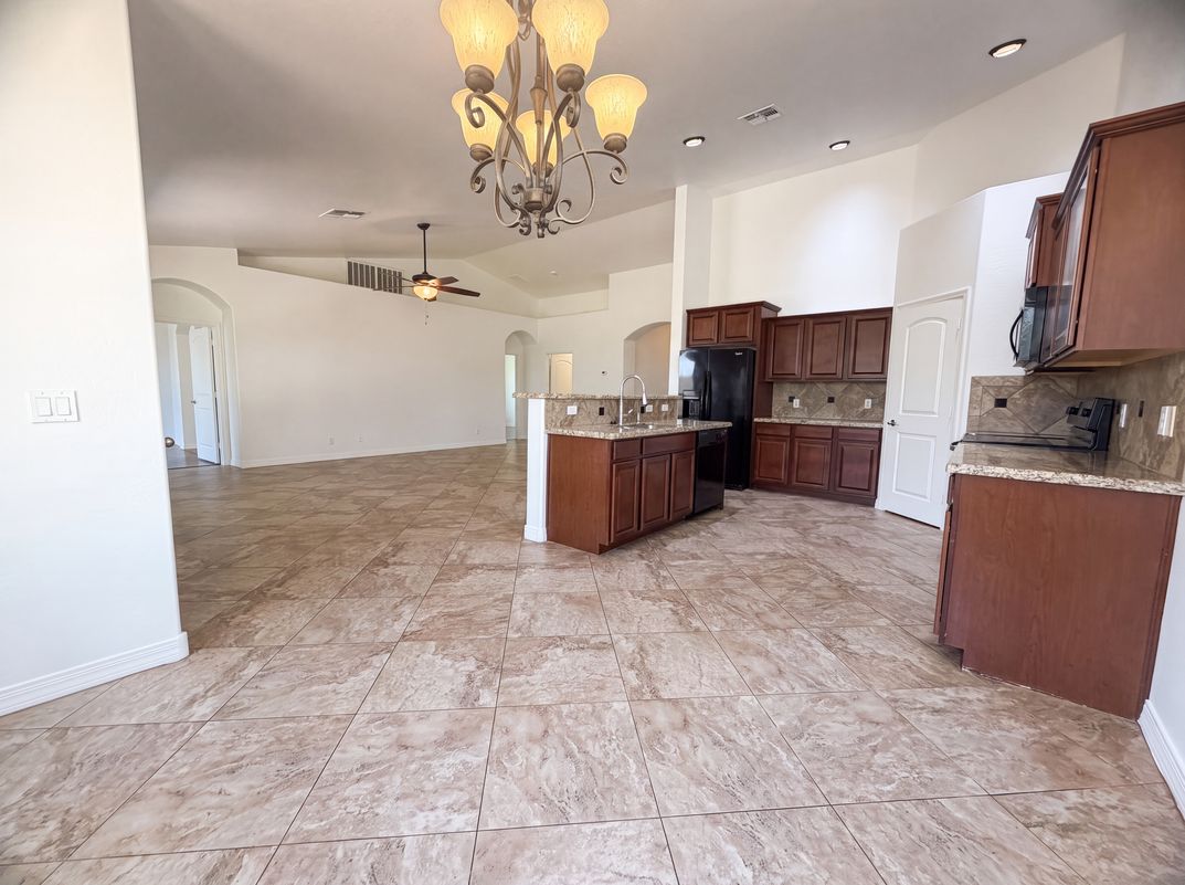 Photo 6 of 17 of 11309 E Sable Ave, Mesa, AZ