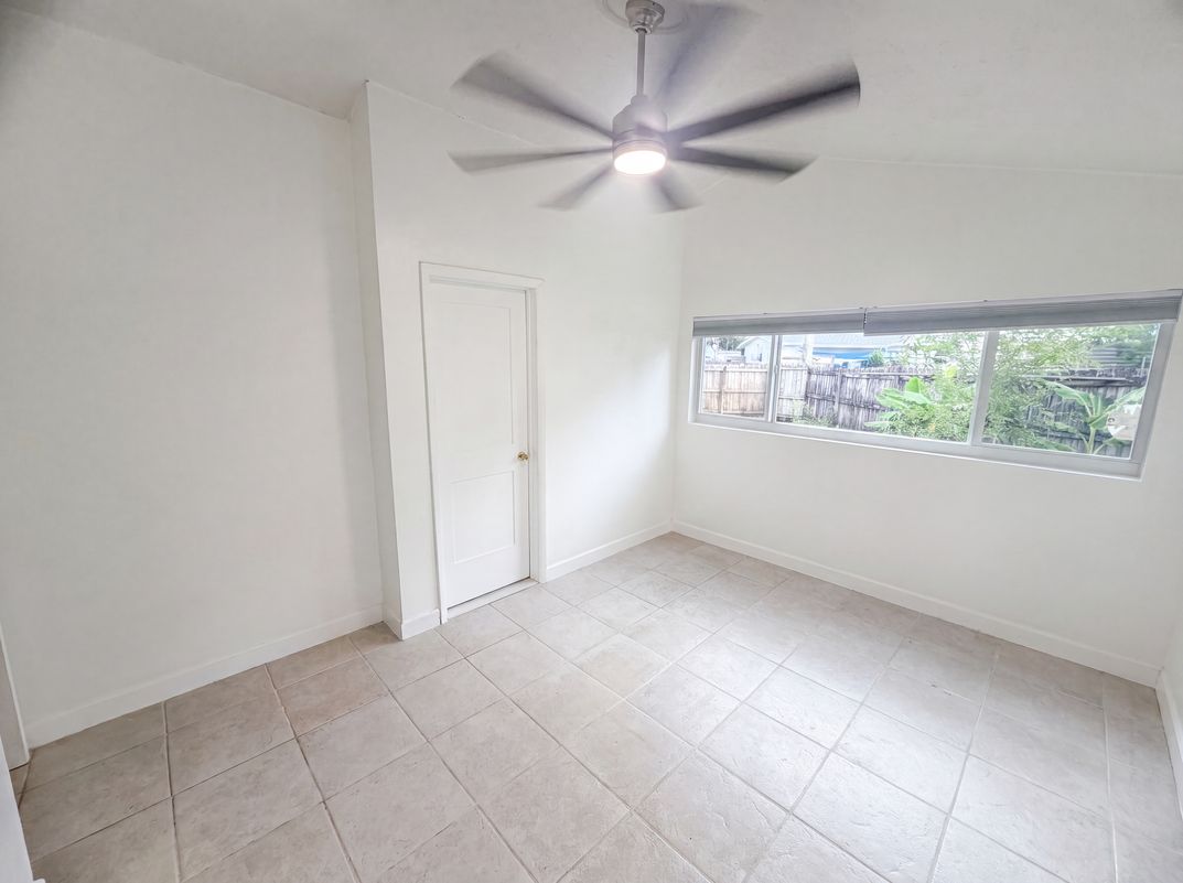 Photo 14 of 30 of 752 Orchid Dr, Royal Palm Beach, FL