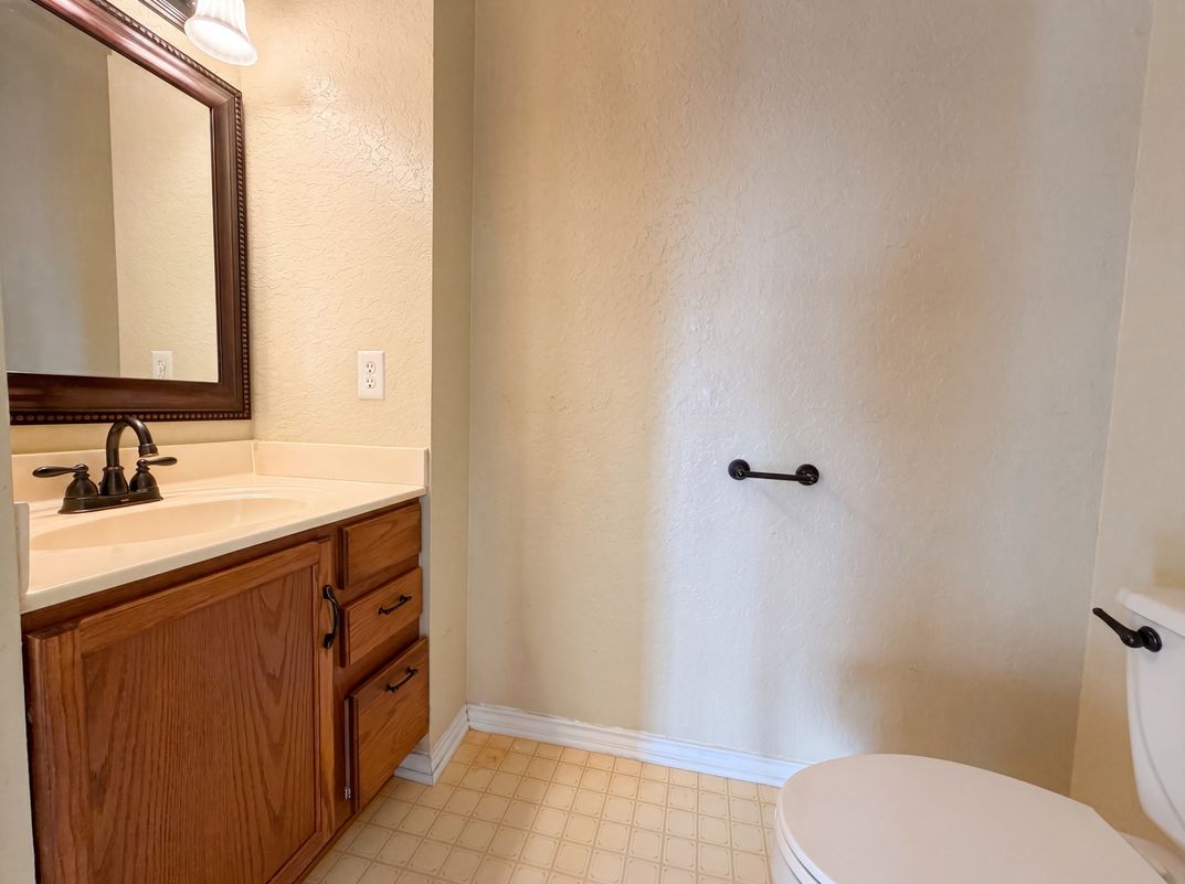 Photo 14 of 19 of 121 Springtree Fld, Cibolo, TX