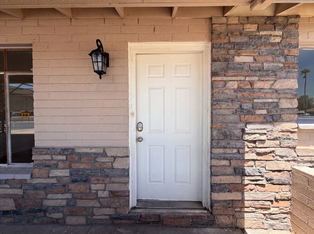 Photo 19 of 21 of 3132 W Bethany Home Rd, Phoenix, AZ
