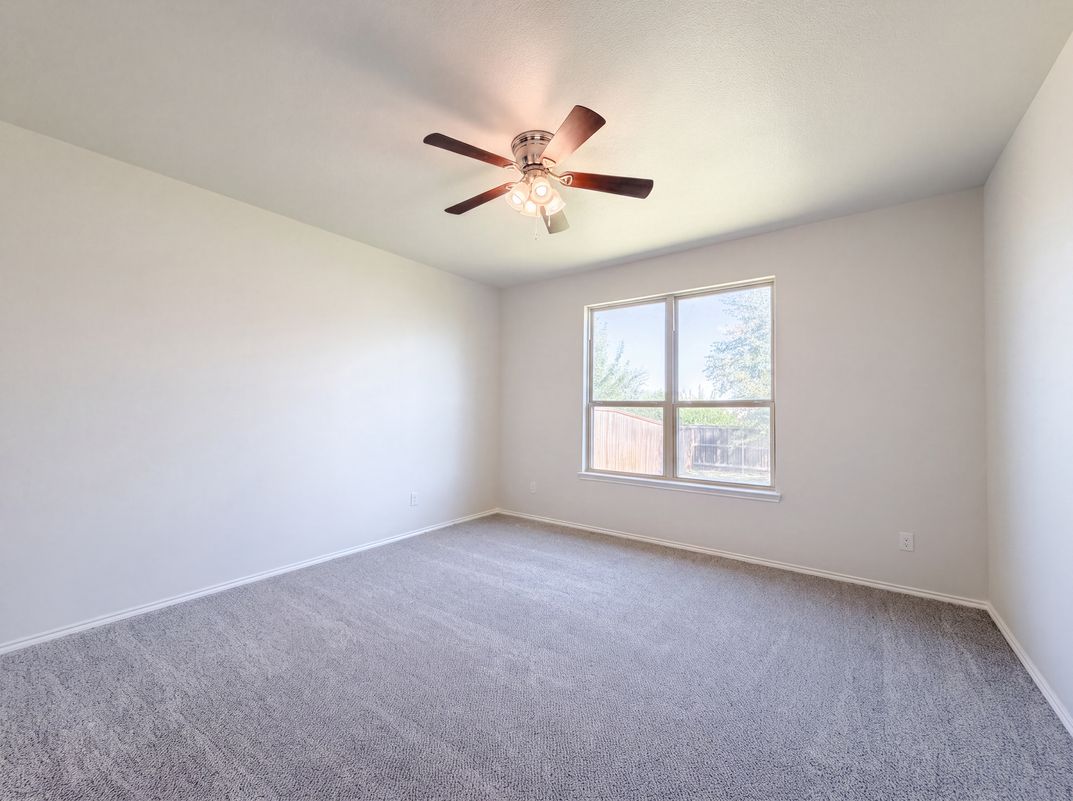 Photo 11 of 21 of 5904 Saddle Pack Dr, Fort Worth, TX