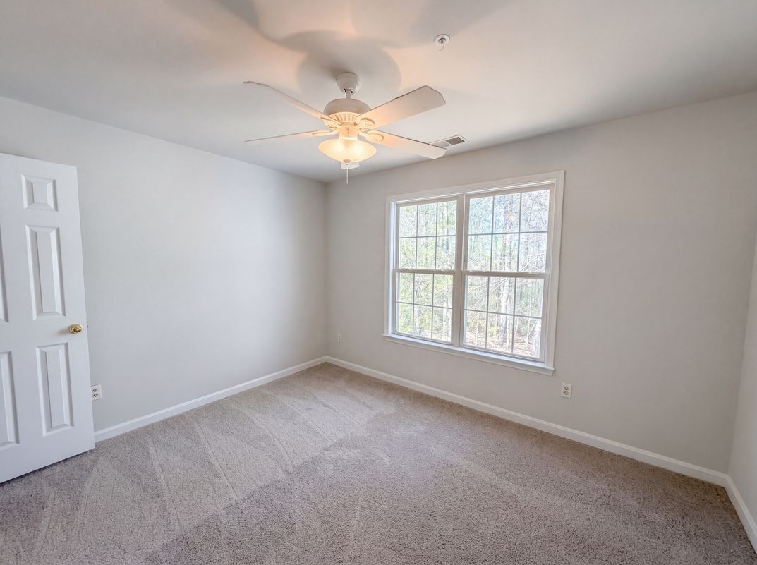 Photo 14 of 31 of 12608 Quarterhorse Dr, Bowie, MD