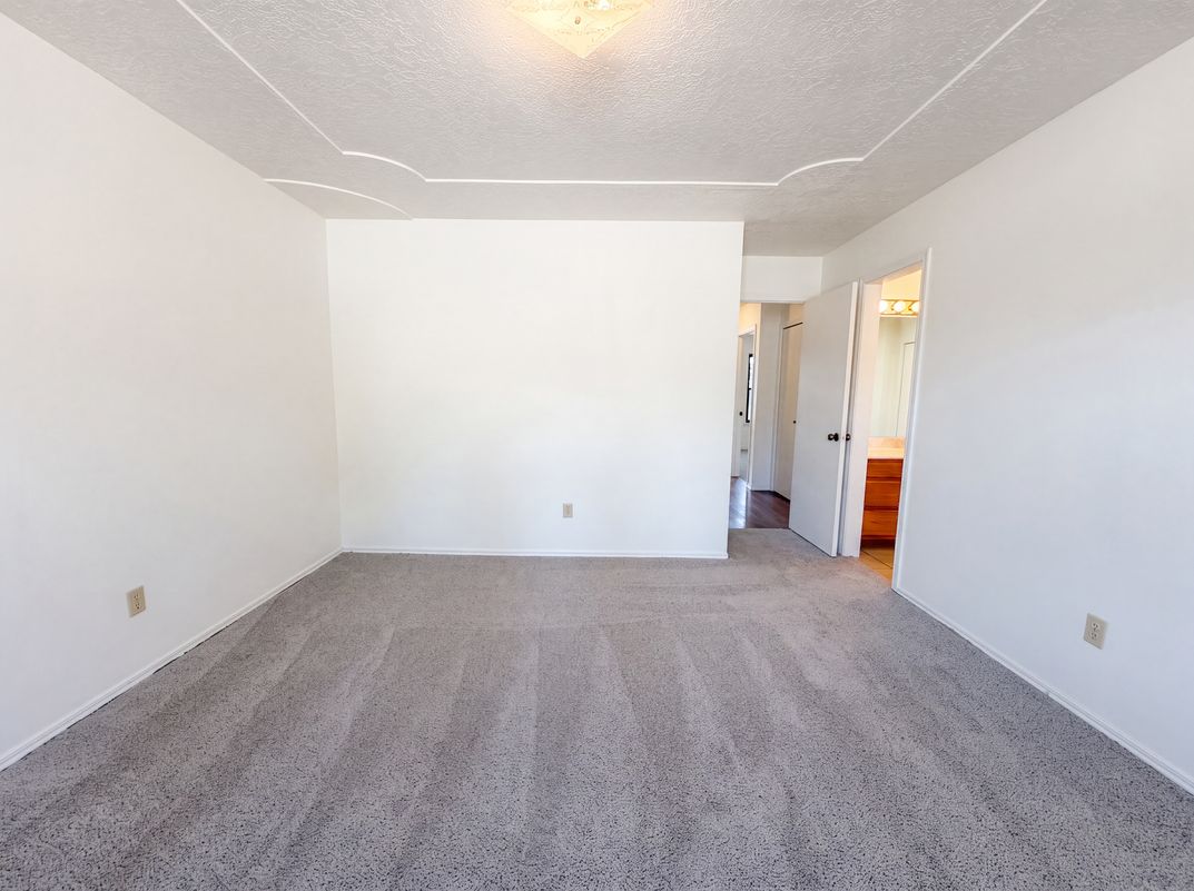 Photo 9 of 20 of 4417 Spanish Broom Ct NW, Albuquerque, NM