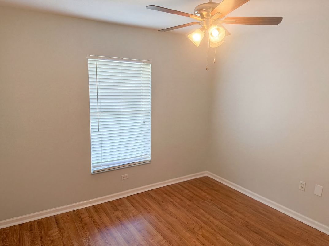 Photo 9 of 31 of 2332 SE Berkshire Blvd, Port Saint Lucie, FL