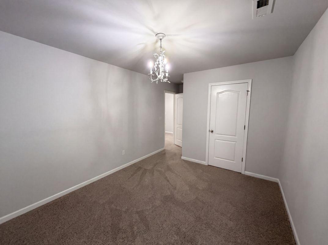 Photo 9 of 21 of 129 Saddlebrook Ave, Pickens, SC