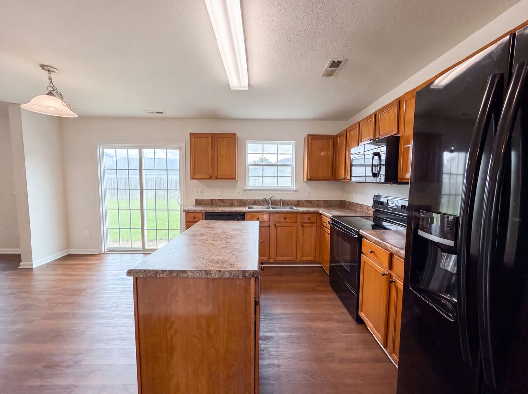 Photo 7 of 23 of 4 Bay Willows Ct, Greensboro, NC