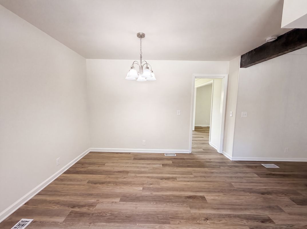 Photo 7 of 22 of 212 Islandia Ct W, Nashville, TN